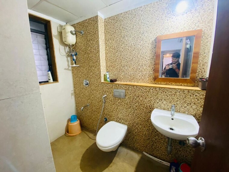 Bathroom, lodha-downtown 2 Bedroom 717 Sq.Ft. Apartment In Dombivli East Thane 10436704