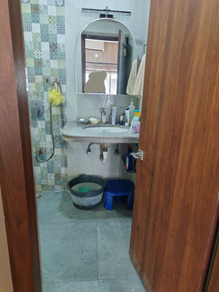 Bathroom, ruchi-active-acres 2 Bedroom 1150 Sq.Ft. Apartment In Tangra Kolkata 10436568