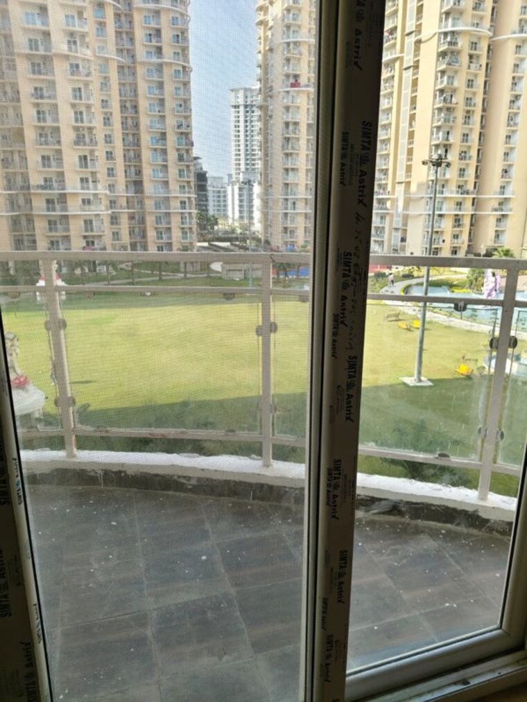 Balcony, samridhi-luxuriya-avenue 2 Bedroom 1245 Sq.Ft. Apartment In Sector 150 Noida 10436714