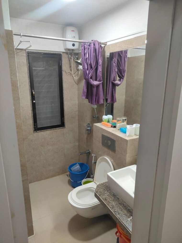 Bathroom, sunteck-gilbird 3 Bedroom 870 Sq.Ft. Apartment In Andheri West Mumbai 10436769