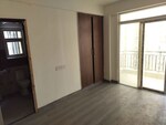 2 BHK + Extra Room 950 Sq.Ft. Apartment in Prateek Laurel