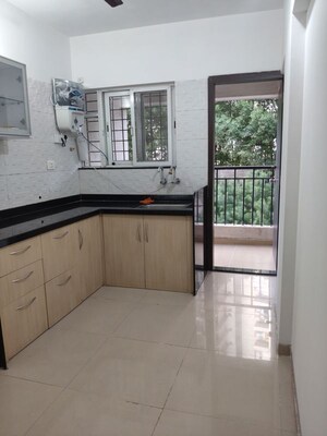 Room in 2 BHK Apartment at Bhandari Greenfield Phase II, Hadapsar – for Rent