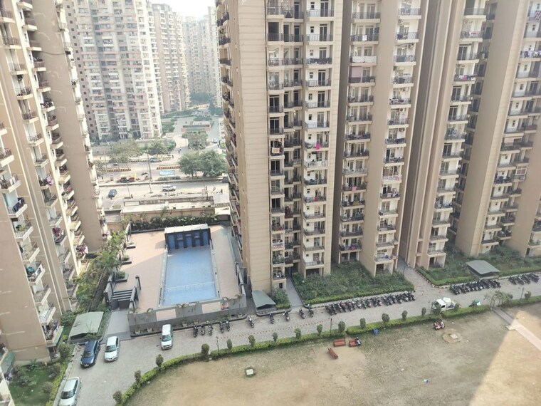 Exterior View, amrapali-silicon-city 3 Bedroom 1420 Sq.Ft. Apartment In Sector 76 Noida 10436819
