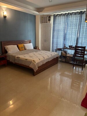 Living Room in 3 BHK Builder Floor at Sector 56 – for Rent