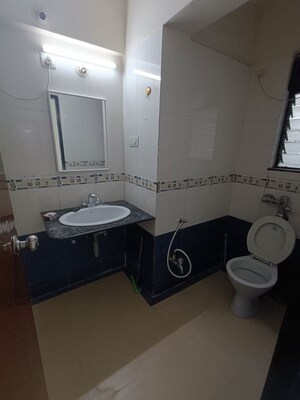 Team Area in 2 BHK Apartment at Gera Emerald City, Kharadi – for Rent
