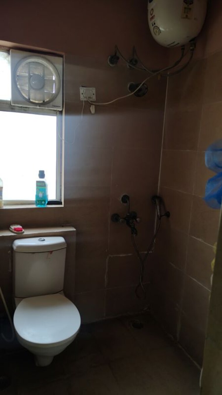 Bathroom, paras-tierea-studio-apartments 1 Bedroom 495 Sq.Ft. Apartment In Sector 137 Noida 10436859