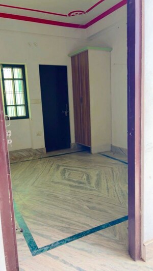 Room in 3 BHK Independent House at Nijampur Malhaur – for Rent