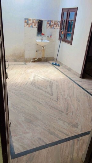 Room in 3 BHK Independent House at Nijampur Malhaur – for Rent