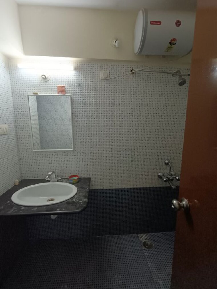 Bathroom, gulmohar-privilege 2 Bedroom 1100 Sq.Ft. Apartment In Kharadi Pune 10436862