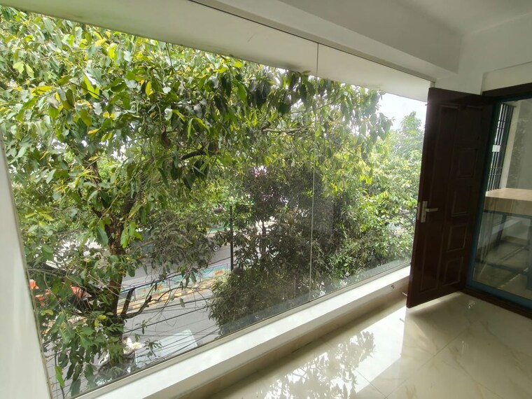 Balcony, kathrikadavu Commercial Office Space 400 Sq.Ft. In Kathrikadavu Kochi 10436869