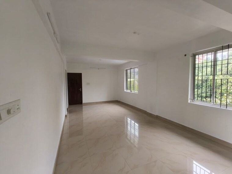 Room, kathrikadavu Commercial Office Space 400 Sq.Ft. In Kathrikadavu Kochi 10436869