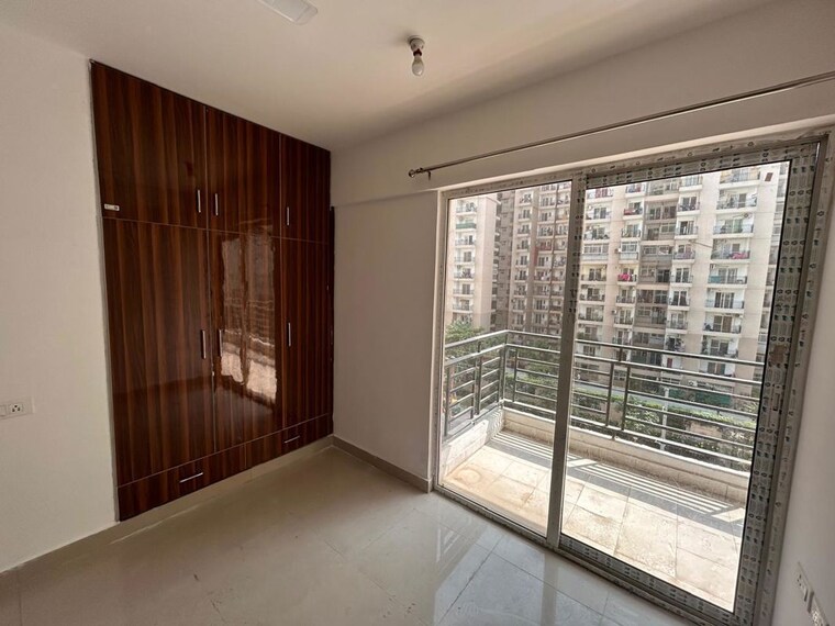 Room, eros-sampoornam-mart 3 Bedroom 1435 Sq.Ft. Apartment In Sector 2 Greater Noida Greater Noida 10436852
