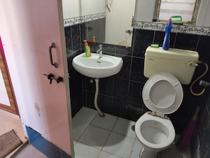 Team Area in 2 BHK Apartment at New Front Purple Castle, Bibwewadi – for Rent