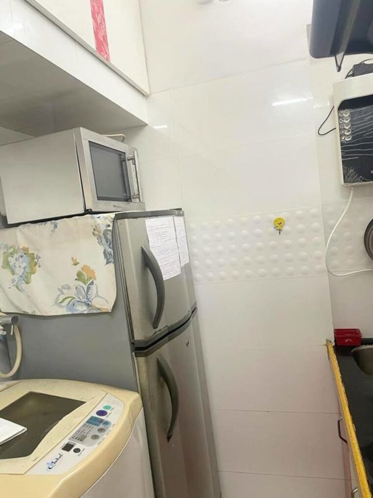 Team Area, new-mac-tower 1 Bedroom 450 Sq.Ft. Apartment In Lower Parel Mumbai 10436878