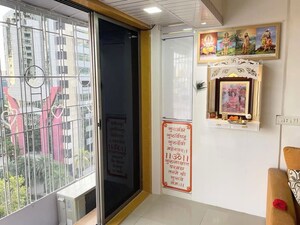 Furnished Amenities in 1 BHK Apartment at New Mac Tower, Lower Parel – for Rent