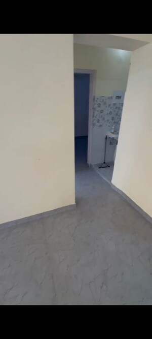 Room in 2 BHK Builder Floor at Pitampura – for Rent