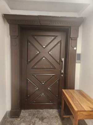 Staircase in 4 BHK Apartment at Ambience Caitriona, Sector 24 – for Sale