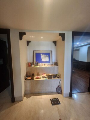 Furnished Amenities in 4 BHK Apartment at Ambience Caitriona, Sector 24 – for Sale