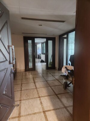 Parking in 4 BHK Apartment at Ambience Caitriona, Sector 24 – for Sale