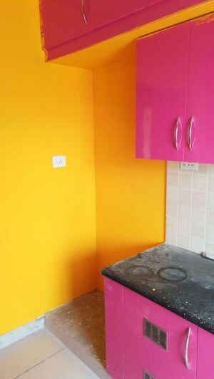 Furnished Amenities in 3 BHK Apartment at VARS Splendid, Mahadevpura – for Rent
