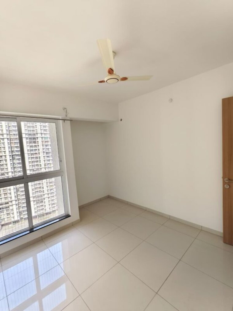 Room, godrej-emerald 2 Bedroom 800 Sq.Ft. Apartment In Ghodbunder Road Thane 10436178
