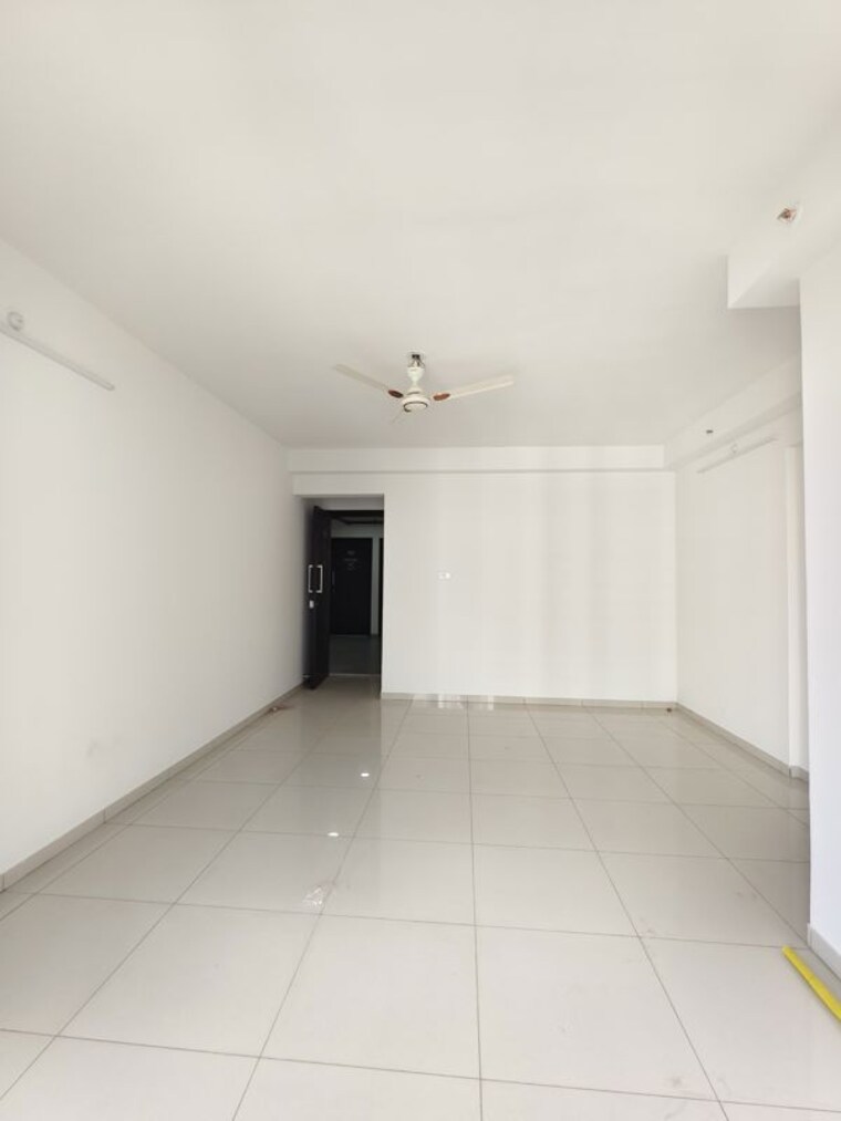 Room, godrej-emerald 2 Bedroom 800 Sq.Ft. Apartment In Ghodbunder Road Thane 10436178
