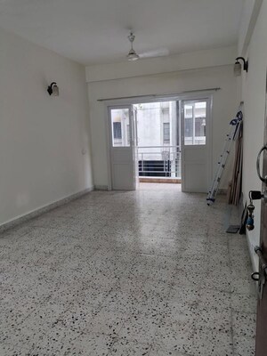 2 BHK Apartment For Rent in Salisbury Park