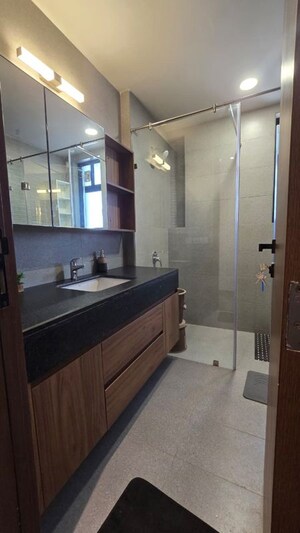 Attached Bathroom in 1 BHK Apartment at Dlf Phase V – for Rent