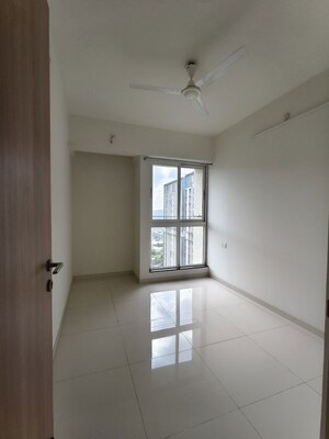 Room in 3 BHK Apartment at Godrej Emerald, Ghodbunder Road – for Rent