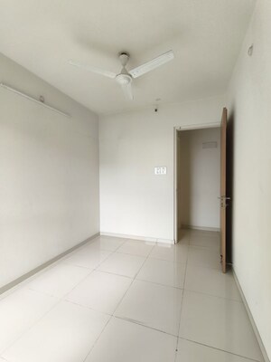 Room in 3 BHK Apartment at Godrej Emerald, Ghodbunder Road – for Rent