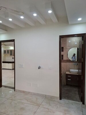 Room in 3.5 BHK Apartment at Conscient Heritage Max II, Sector 102 – for Rent