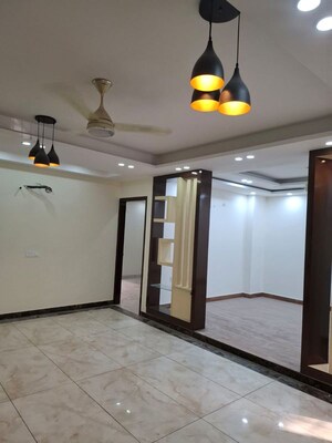 Room in 3.5 BHK Apartment at Conscient Heritage Max II, Sector 102 – for Rent