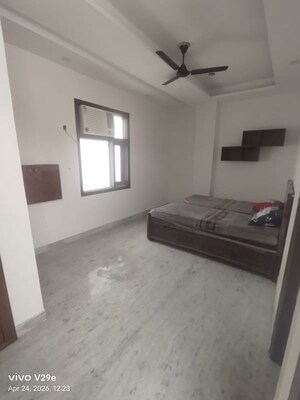 Room in 1 RK Builder Floor at Ramesh Nagar – for Rent
