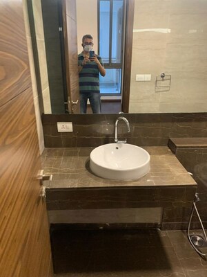Bathroom in 3 BHK Apartment at M3M Golf Estate, Sector 65 – for Rent