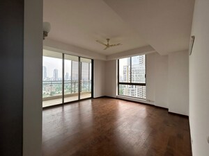 Room in 3 BHK Apartment at M3M Golf Estate, Sector 65 – for Rent