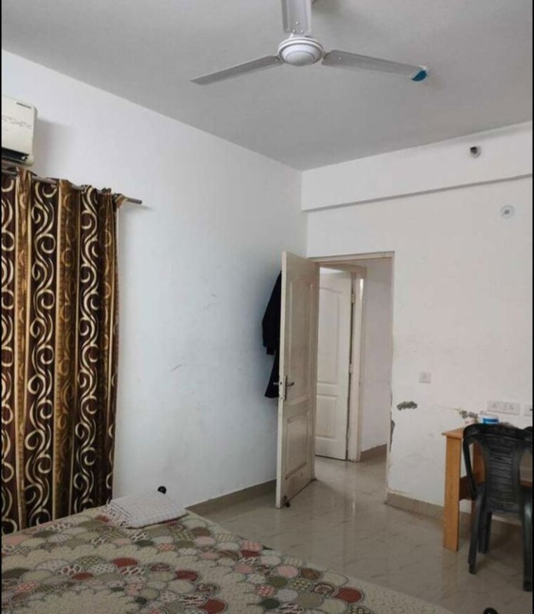 Living Room, nimbus-express-park-view-ii 2.5 Bedroom 1114 Sq.Ft. Apartment In Chi V Greater Noida Greater Noida 10436948