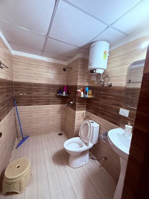 Bathroom in 2.5 BHK Apartment at Ajnara Homes, Sector 16b Greater Noida – for Sale