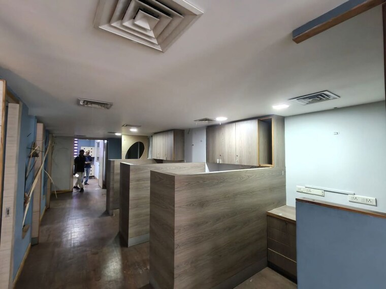  Parking, kakkanad Commercial Office Space 1500 Sq.Ft. In Kakkanad Kochi 10436956