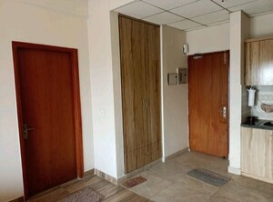 Room in 1 BHK Apartment at Paramount Golf Foreste Apartments, Zeta I Greater Noida – for Rent