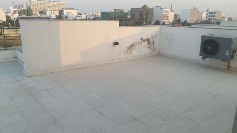 Room, central-park-flower-valley 5 Bedroom 301 Sq.Yd. Villa In Sohna Sector 33 Gurgaon 10436965