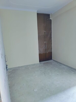 2 BHK Apartment For Rent in Shatabdi Vihar, Sector 52