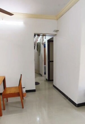 Room in 2 BHK Apartment at Cosmos Heritage, Manpada – for Rent