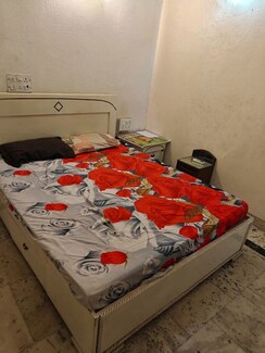 2 BHK + Extra Room Builder Floor For Rent in Nehru Nagar