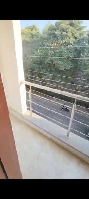 Furnished Amenities in 3 BHK Builder Floor at Sector 2c Vasundhara – for Sale