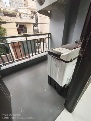 Balcony in 2.5 BHK Builder Floor at Old Dlf – for Rent