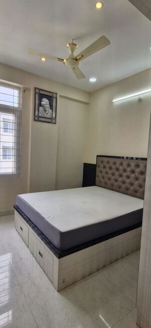 Bedroom in 3 BHK Builder Floor at Kondapur – for Rent