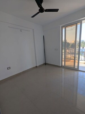 Room in 1 BHK Apartment at ROF Amaltas, Sector 92 – for Rent