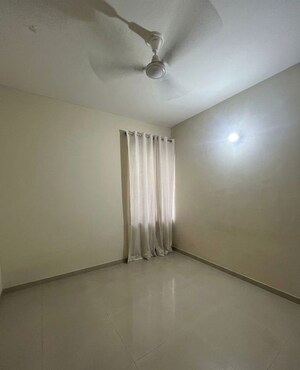 Room in 1 BHK Apartment at Adani Aangan, Sector 89a – for Rent
