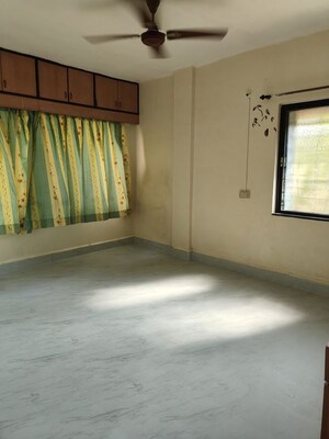 Room in 1 BHK Apartment at Gangadham Apartment, Market Yard – for Rent