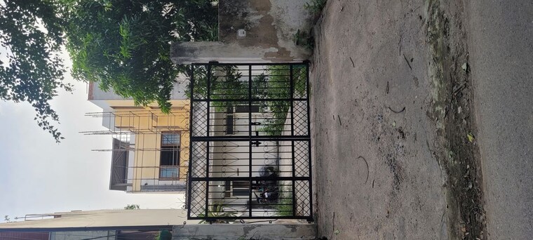 Exterior View, sector 30  300 Sq.Mt. Plot In Sector 30 Noida 10437100
